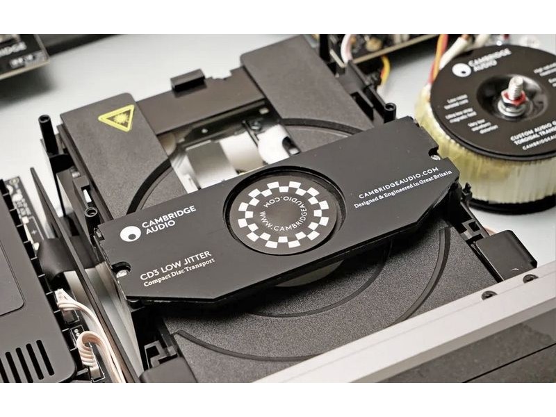 Cambridge Audio CXC V2, CD grotuvas - transportas